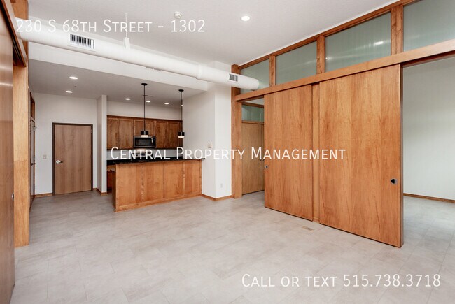 Building Photo - 230 S 68th St
