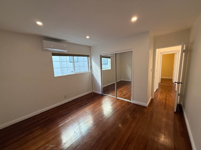 Building Photo - 1427 Centinela Ave