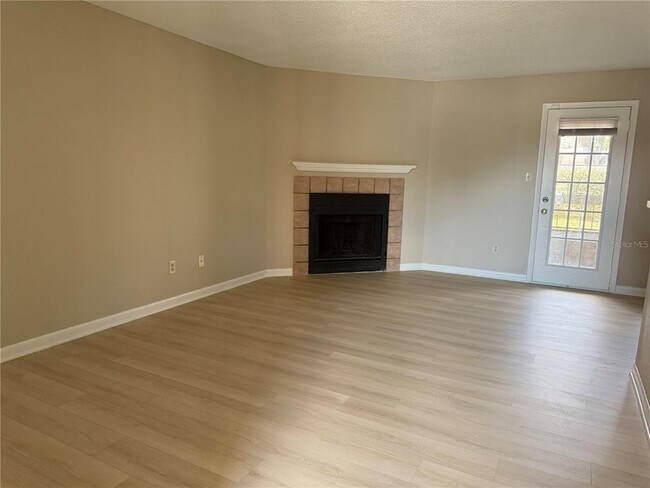 Building Photo - 5635 Devonbriar Way