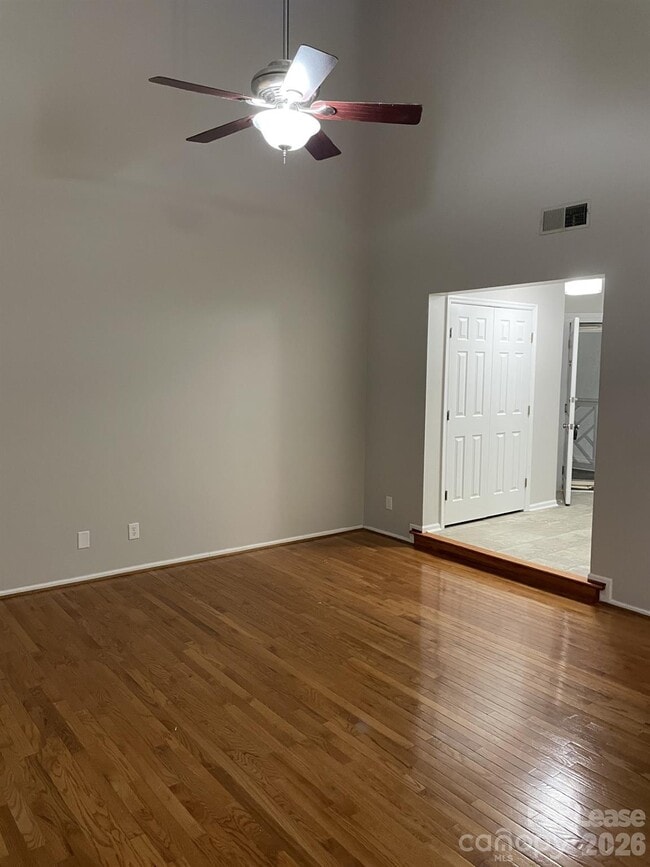 Building Photo - 19831 Henderson Rd