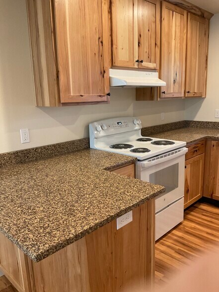 Building Photo - 1838 City View St