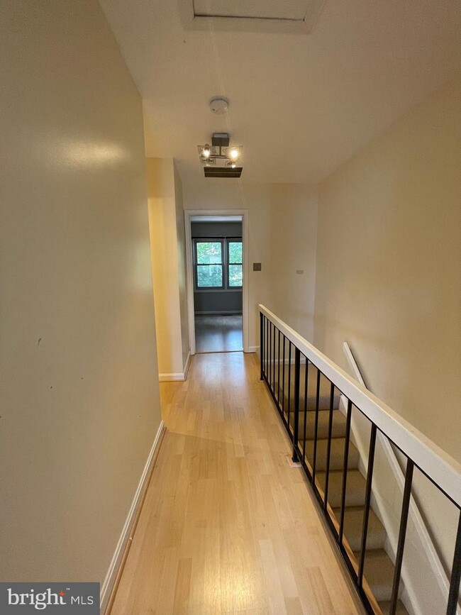 Building Photo - 857 Flagler Dr