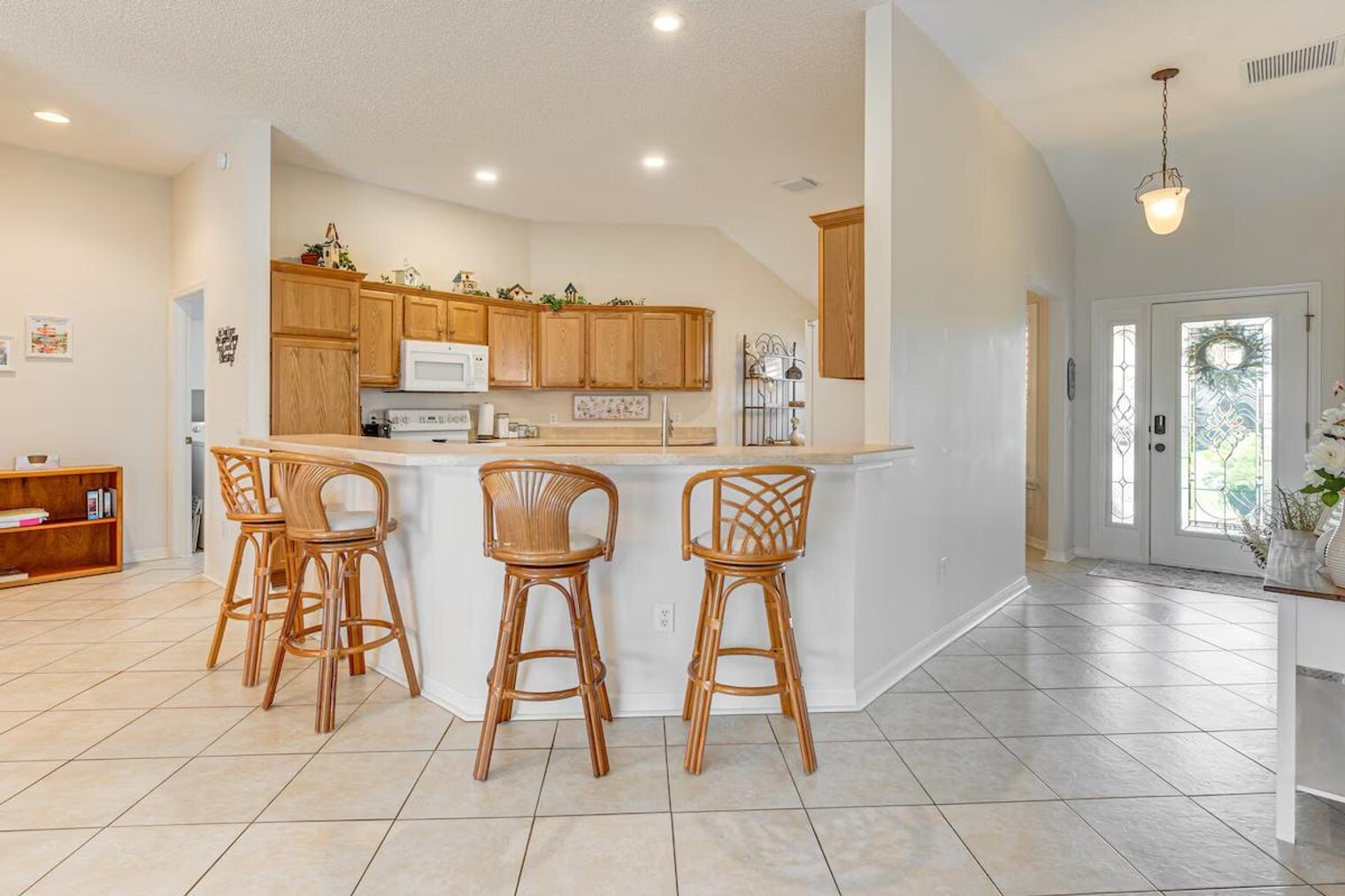 Building Photo - 684 Winifred Way