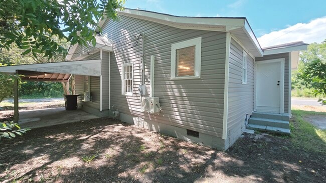 Building Photo - 159 Poplar Ave