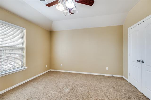 Building Photo - 917 Ozark Dr