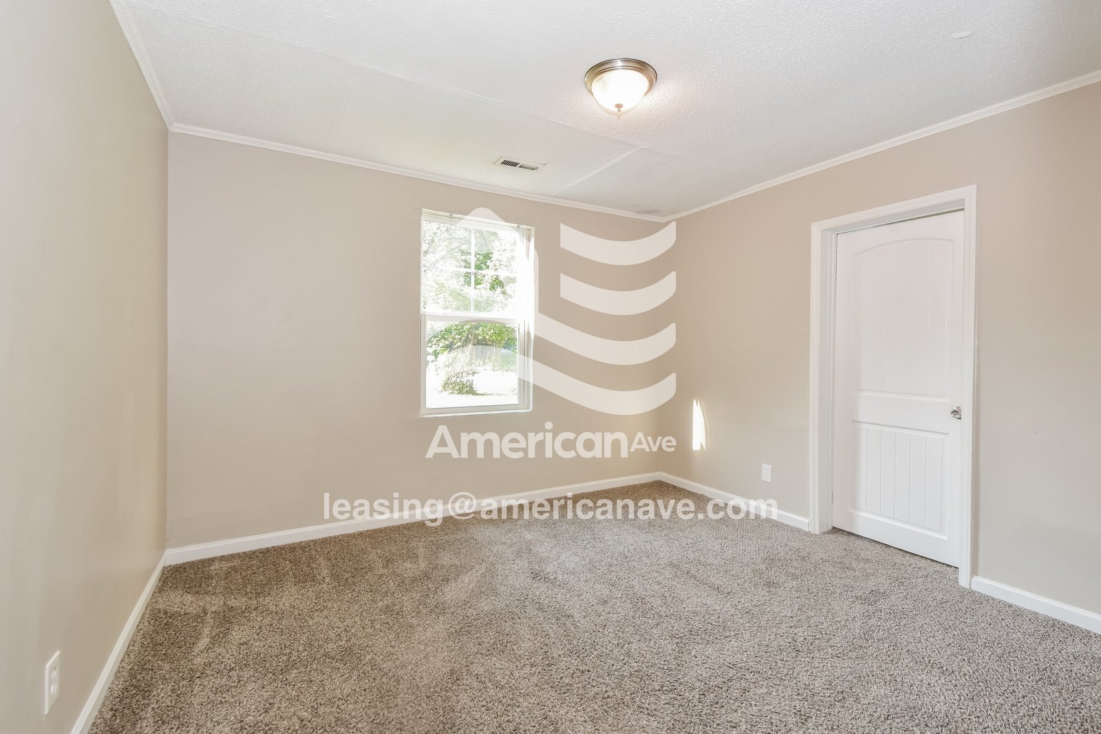 Building Photo - 7030 Sprott St