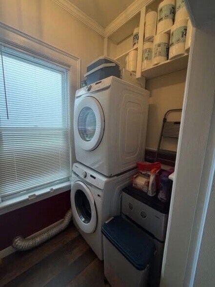 Washer and Dryer - 9 Glen Arden Ln