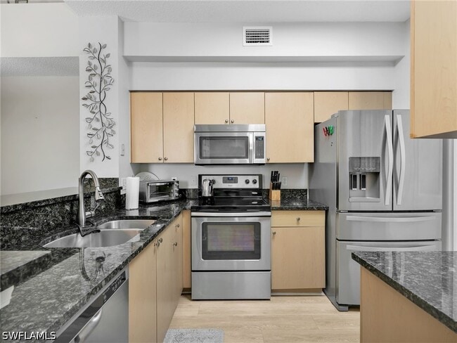 Building Photo - 1205 Reserve Way