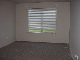 Building Photo - 413 Atlanta Court