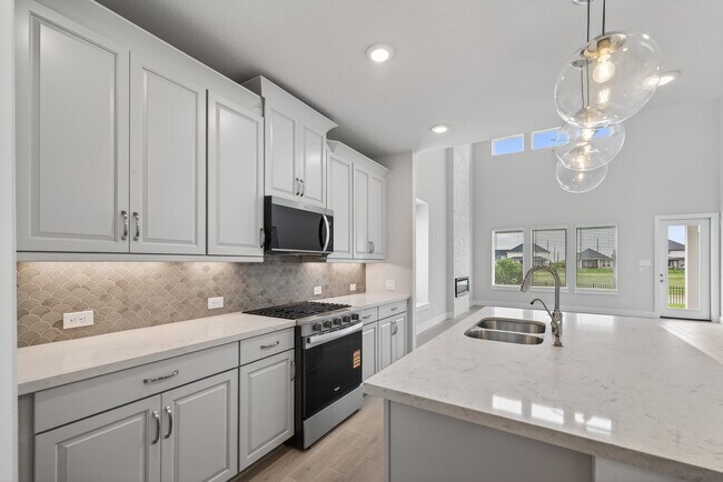 Building Photo - 6822 Ivory Sedge Trl