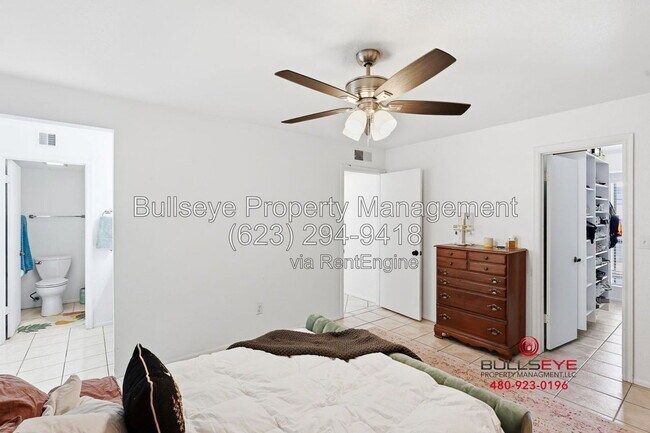 Building Photo - 8344 N 21st Dr