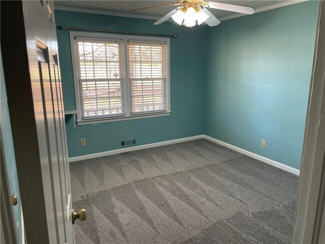 Building Photo - 3633 Loganville Hwy SW