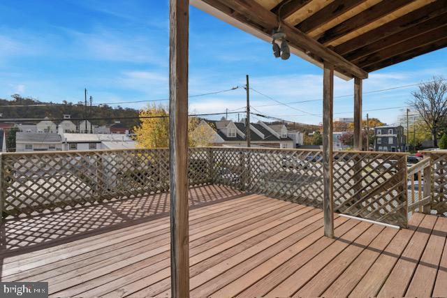 Building Photo - 325 E Hector St