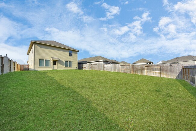 Building Photo - 19523 Manduca Dr