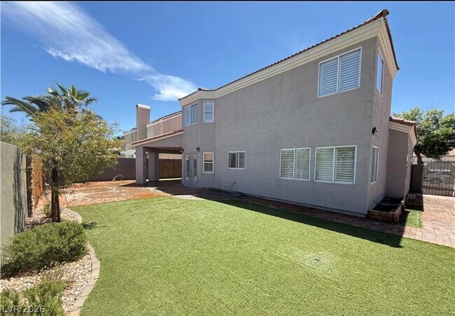 Building Photo - 32 Sandwedge Dr