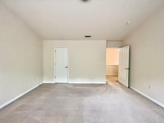 Building Photo - 1513 Corwith Dr