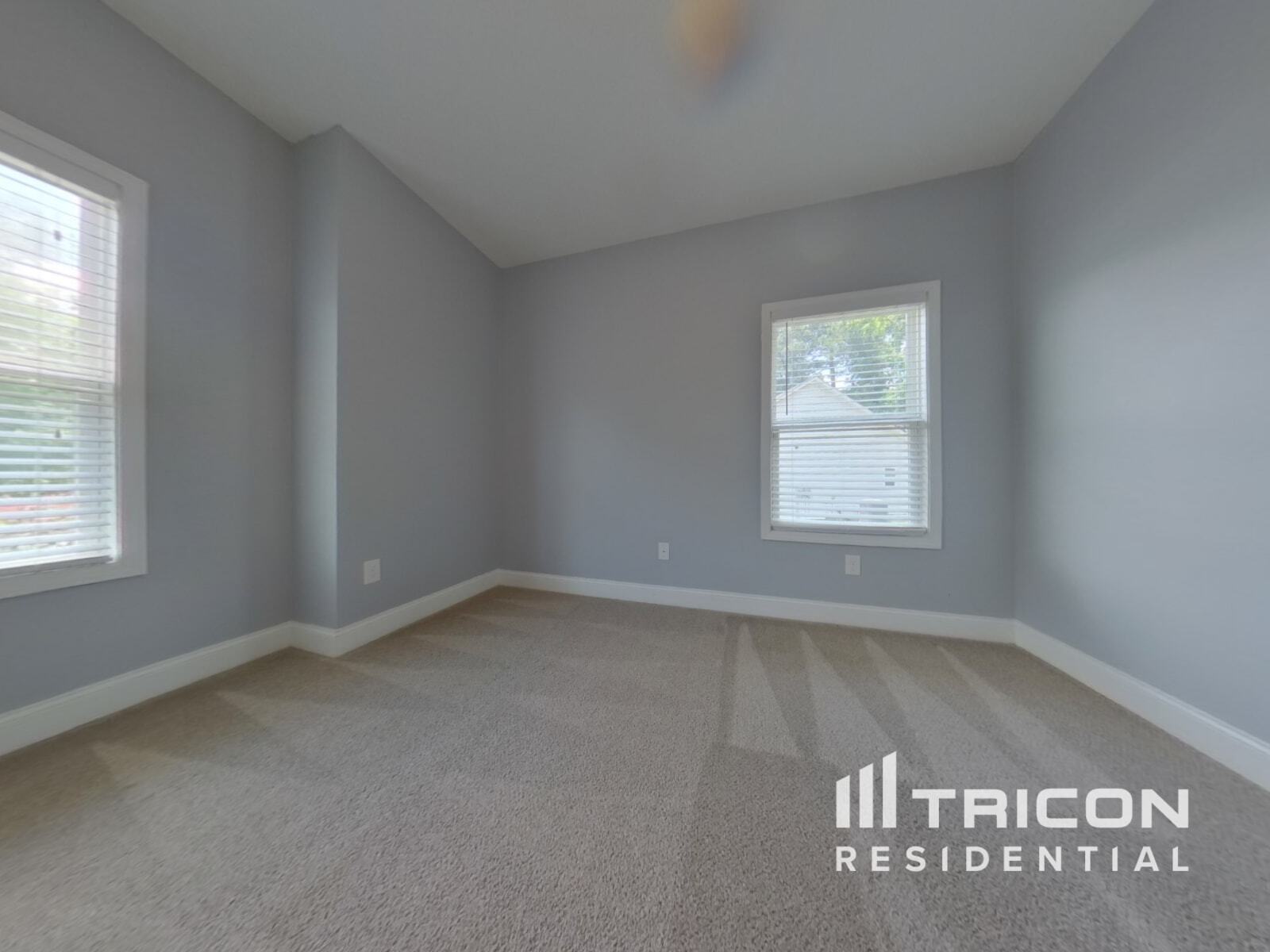 Building Photo - 511 Cole Creek Dr