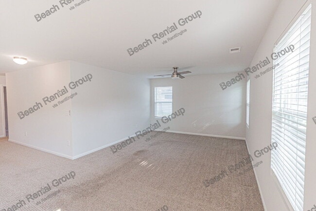 Building Photo - 166 Foxford Dr