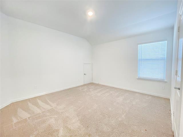 Building Photo - 14625 Little Water Dr