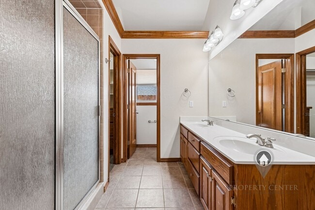 Building Photo - 716 Tuscany Way