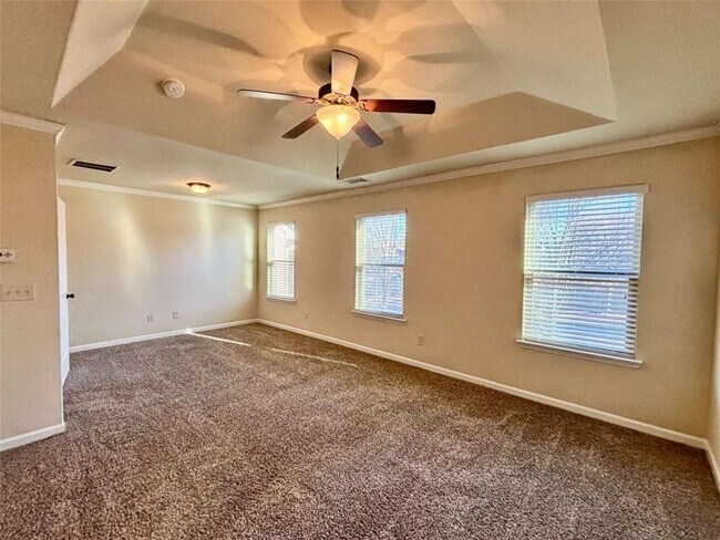 Building Photo - 2723 Morgan Glen Rd NE