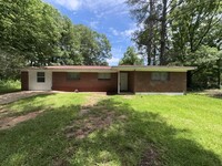 Building Photo - 5558 Queen Mary Ln
