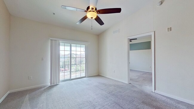 Building Photo - FIRST MONTH FREE OF RENT IF MOVE IN BY JUN...