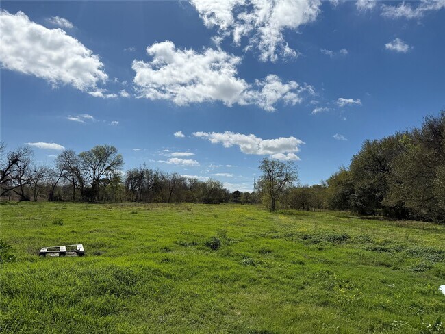 Building Photo - 602 Massey Tompkins Rd