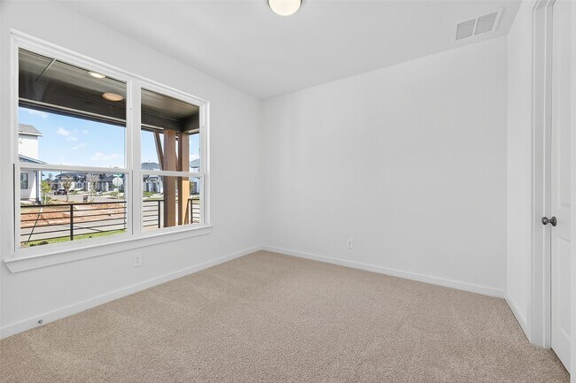 Building Photo - 3238 Kindred Wy