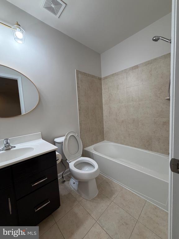 Building Photo - 25333 WAKESTONE Ter