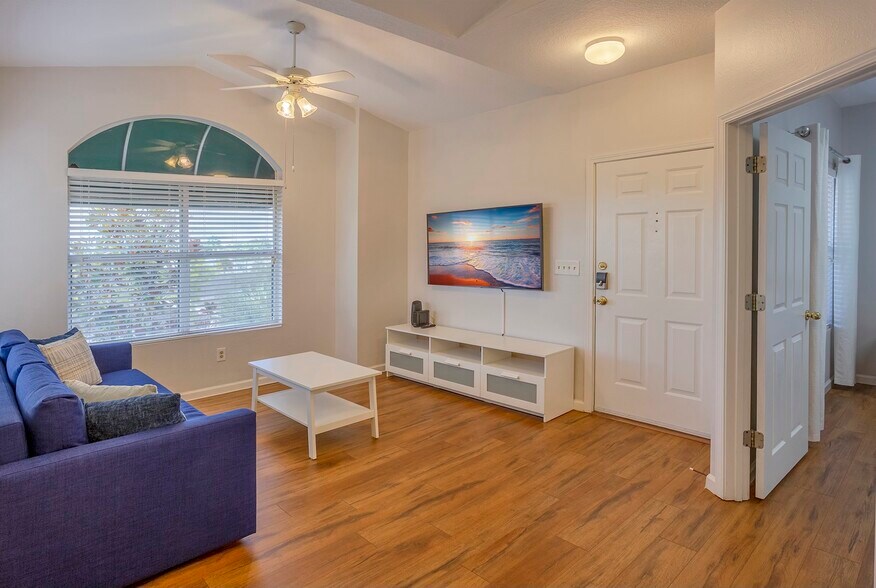 Building Photo - 10764 70th Ave