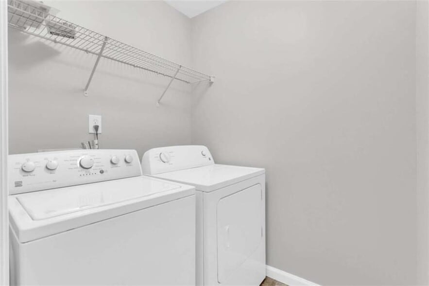 Building Photo - 1955 Durwood Ln