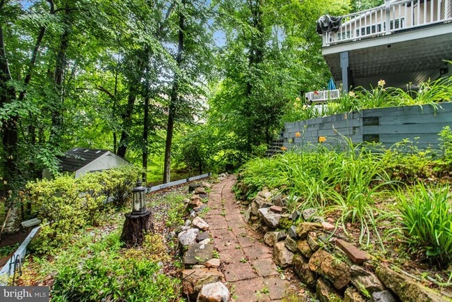 Building Photo - 3434 Fort Lyon Dr