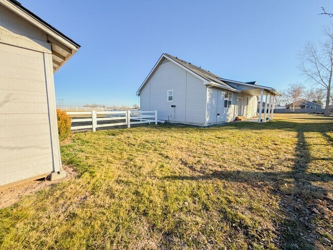 Building Photo - Midland Houses