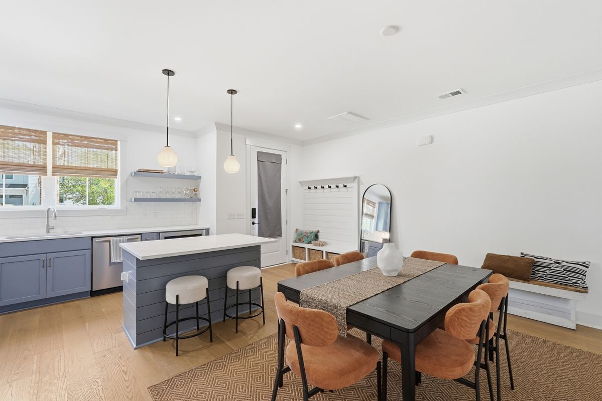 Building Photo - 105 Risewell Ct