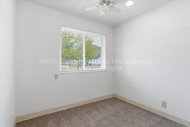 Building Photo - 2353 Jackson Ave