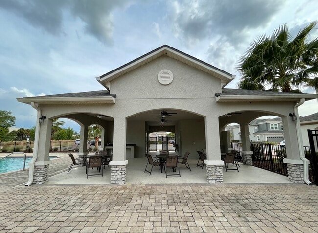 Building Photo - 3561 Brighton Park Cir