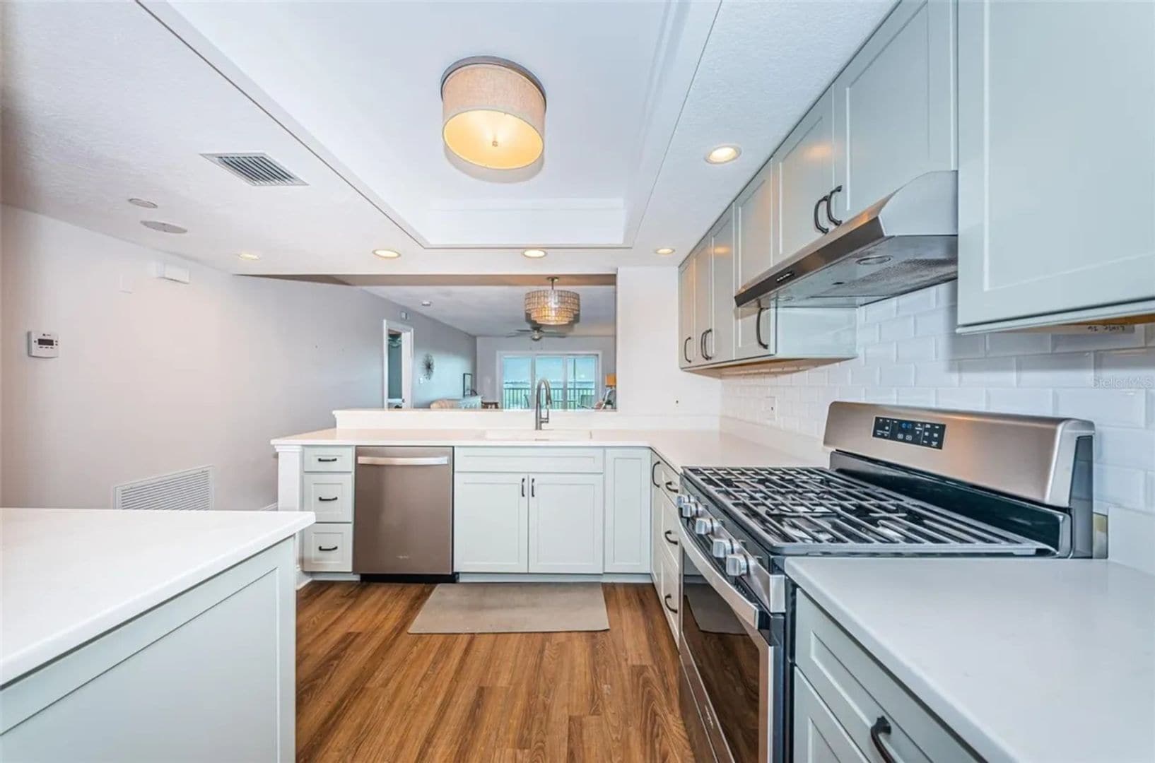 Building Photo - 5400 Park St N