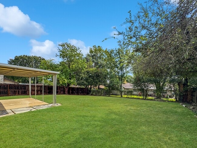 Building Photo - 7510 Old Spanish Trail