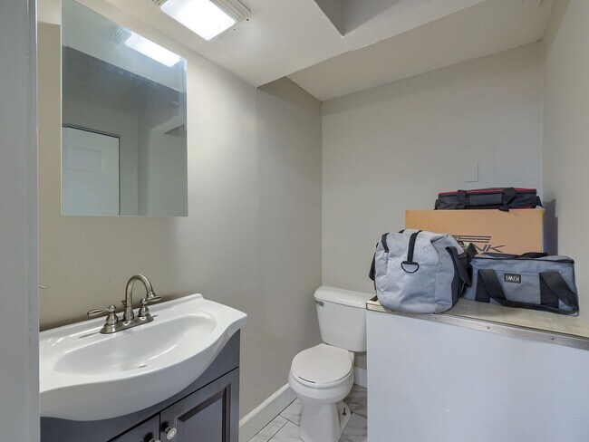 Building Photo - 1640 N 3rd St