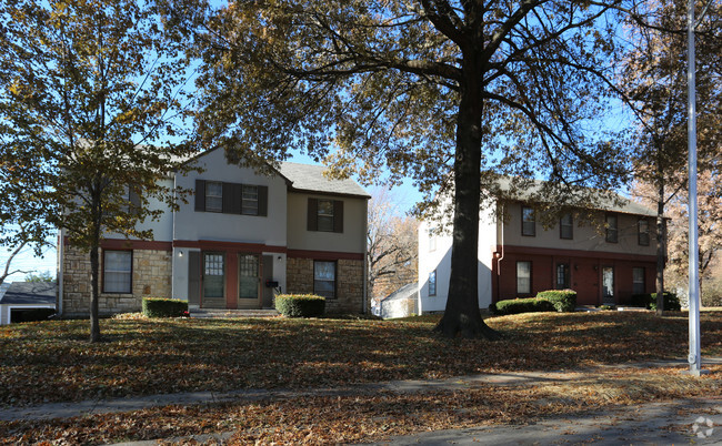 Building Photo - Terrace Park Townhomes