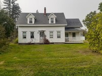 Building Photo - Single-Family House