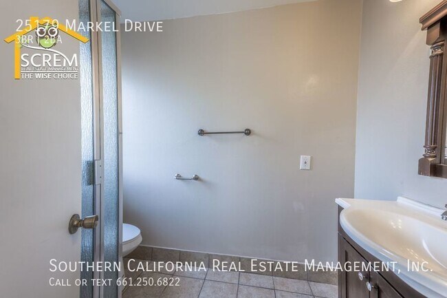 Building Photo - Single Story Three Bedroom Home in Newhall