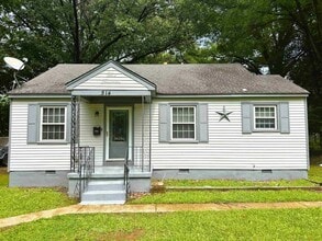 Building Photo - 514 Western Dr