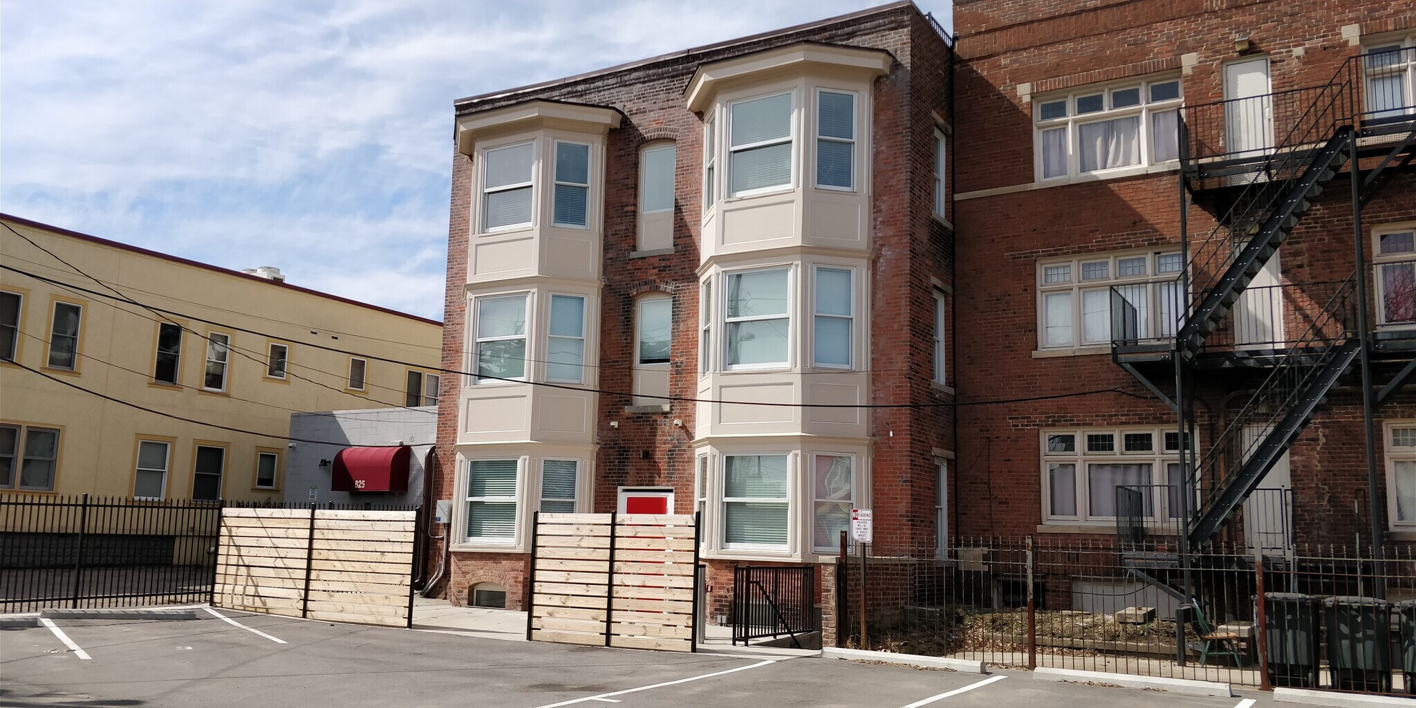 Building Photo - 829 N Pennsylvania St