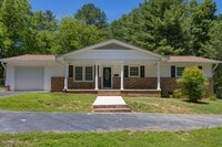 Building Photo - 2200 Danny Bell Rd
