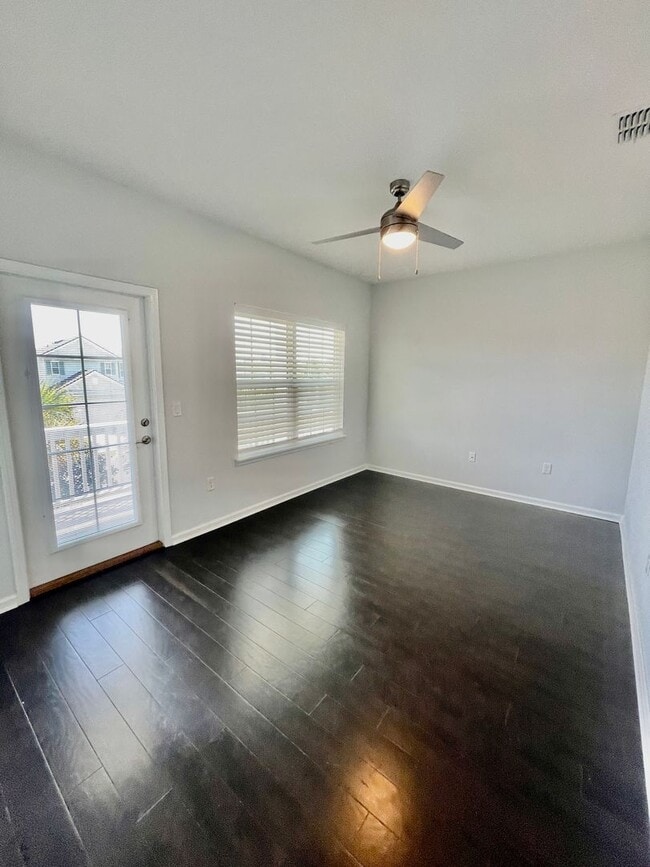Building Photo - 2809 Turtle Shores Dr