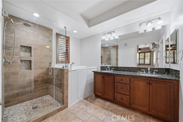 Building Photo - 12422 Benton Dr