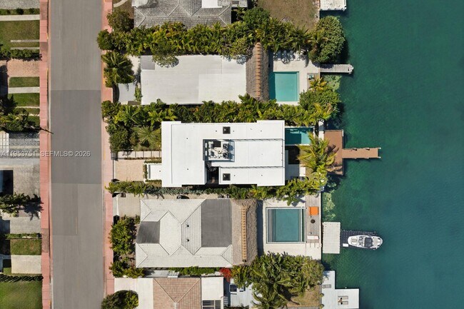 Building Photo - 701 86th St