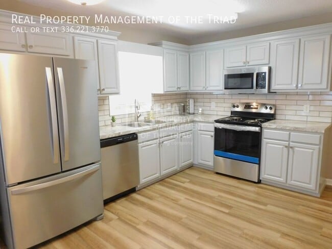 Building Photo - 4645 Beckel Ct